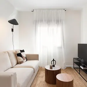 Urban Chill By Olala Homes Apartment